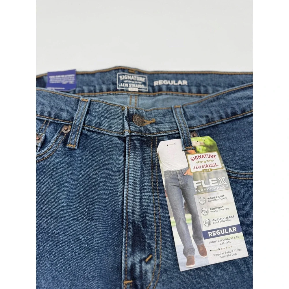 Signature by Levi Strauss Gold Men Regular Fit Flex Performance Jeans 33x30 Blue